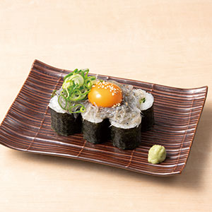 兵庫県播磨灘産生しらすのっけ寿司
